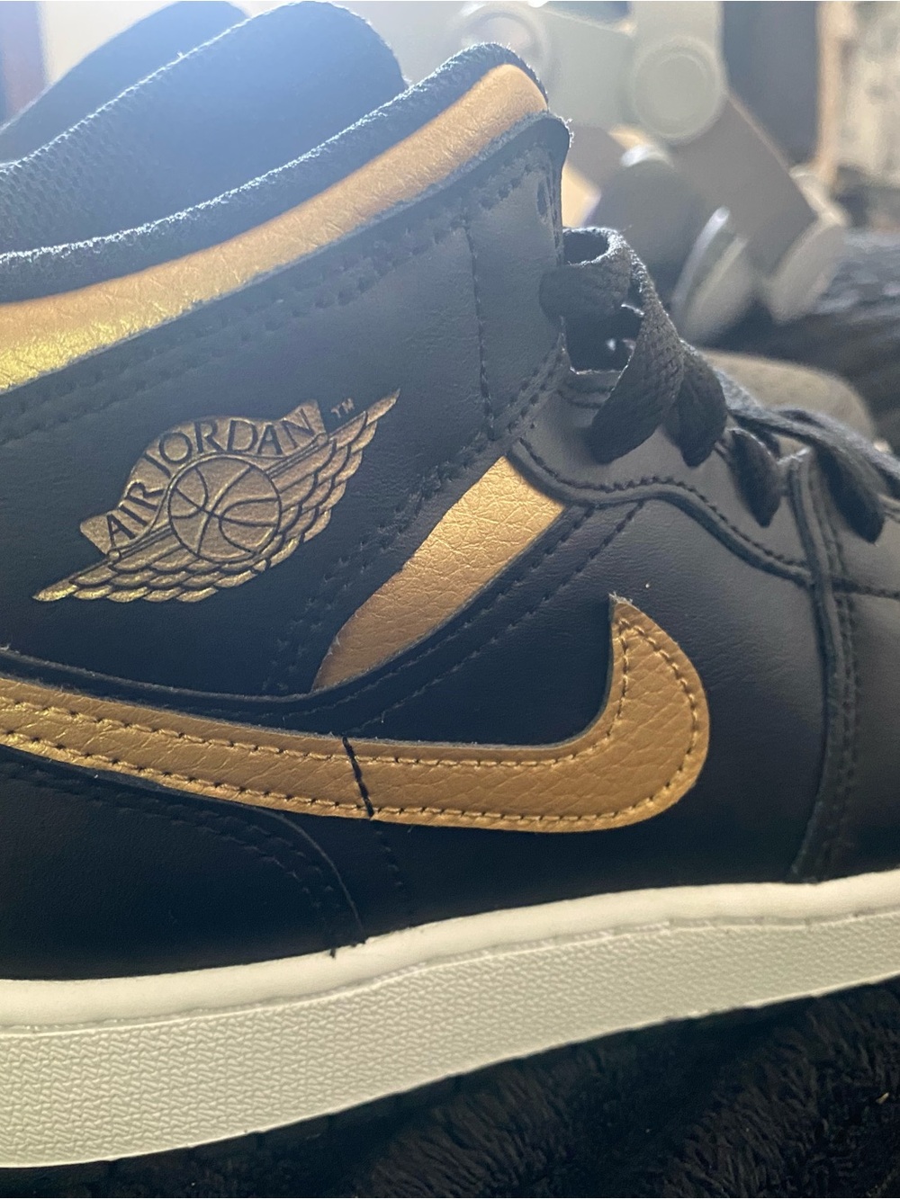 Jordan Kids High-Top Sneakers in Black and Gold